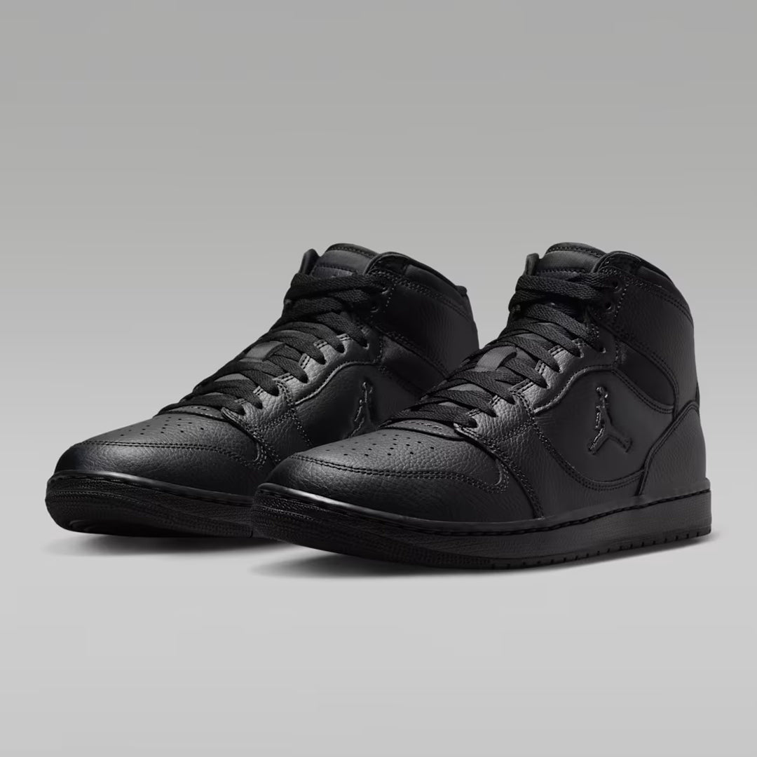 Patikë Nike JORDAN COURT CONNECT MID 2