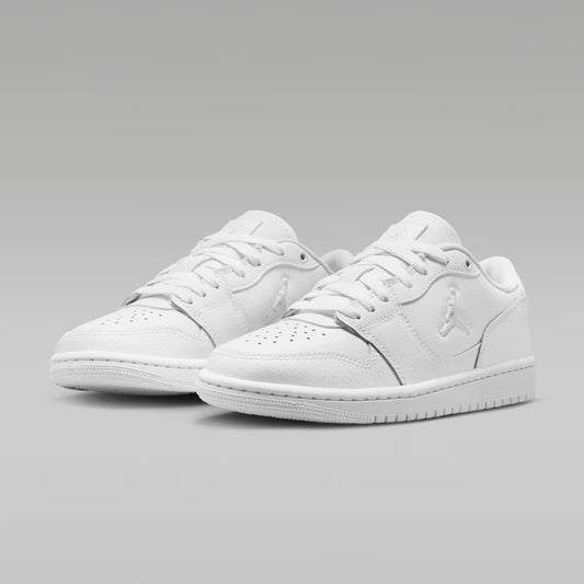 Patikë Nike JORDAN COURT CONNECT LOW BG